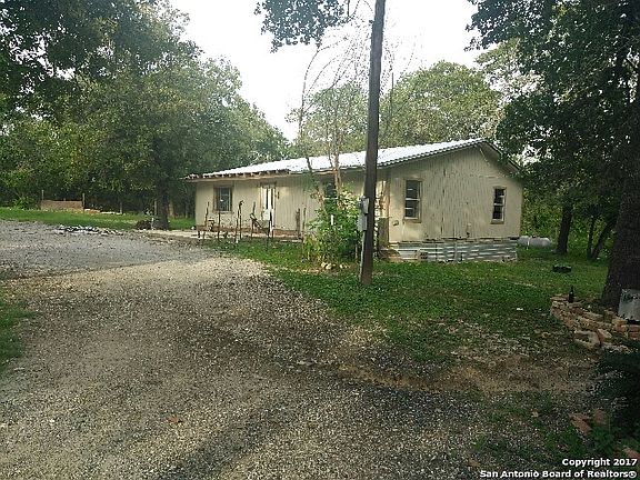 3rd image of 527 Big Oak Dr