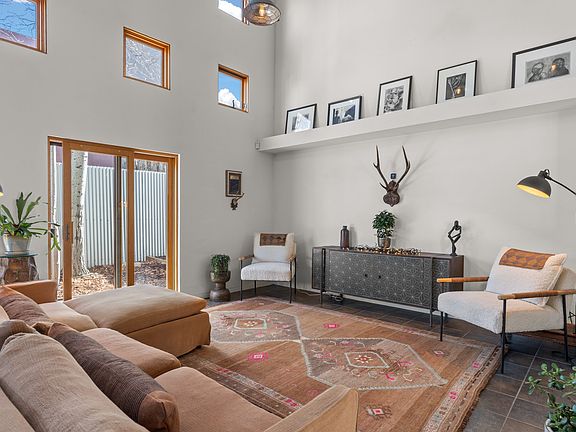 3rd image of 459 Vista Joya