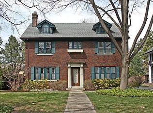 135 Pelham Rd, Rochester, NY 14610