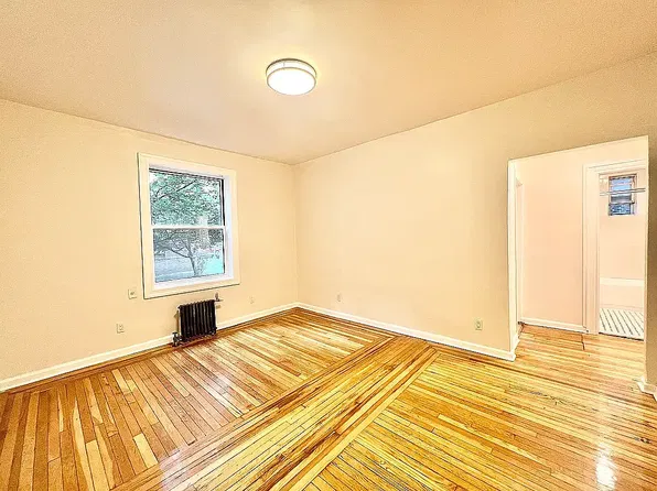 34-09 83rd St #A34, Jackson Heights, NY 11372