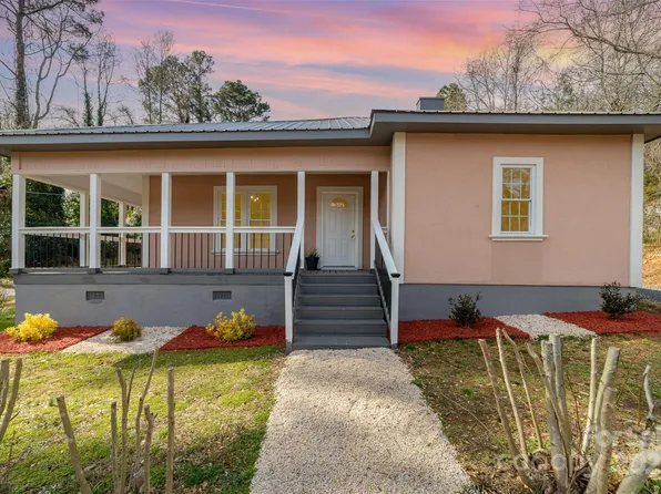 1111 Barrington St, Wadesboro, NC 28170