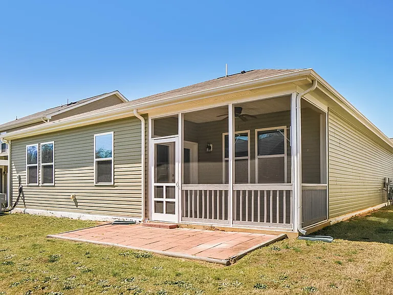 1029 Avondale Dr — Photo 17