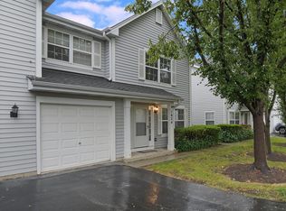1824 Oslo Ct, Mundelein, IL 60060