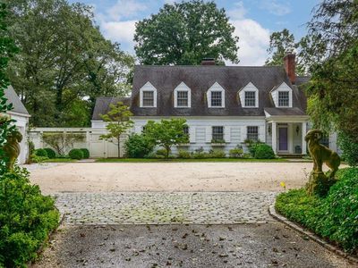 332 Feeks Lane, Mill Neck, NY, 11765