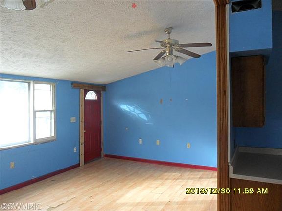 4th image of 1603 Florence Ave