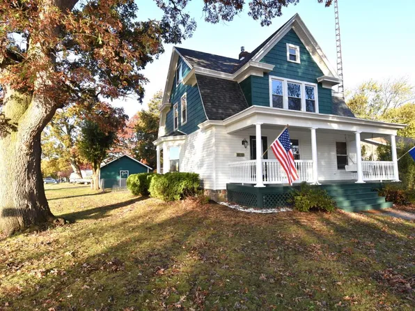 14 East 2nd AVENUE, Elkhorn, WI 53121