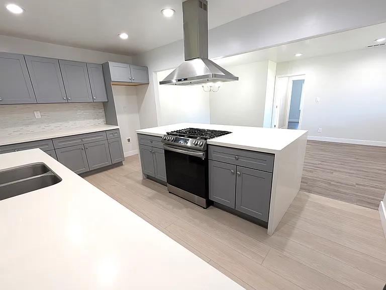 12602 Foxley Dr — Photo 13
