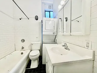 Rented by HOLTON REAL ESTATE INC.