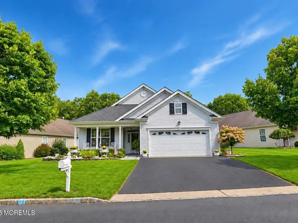 97 Stamford Drive, Jackson, NJ 08527