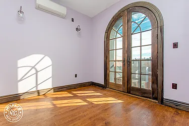 Rented by MySpaceNYC