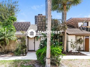 4120 Palm Bay Cir, West Palm Beach, FL 33406