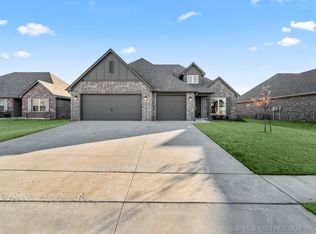 23206 E 103rd Pl S, Broken Arrow, OK 74014