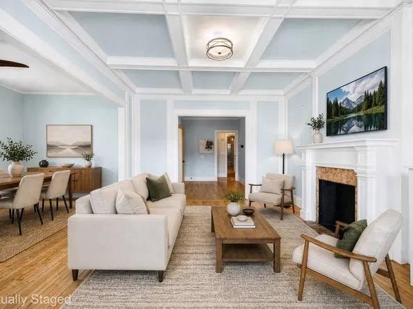 601 Franklin St APT 2, Melrose, MA 02176