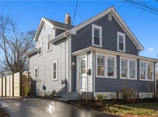 24 Stoneham St, Cranston, RI 02920