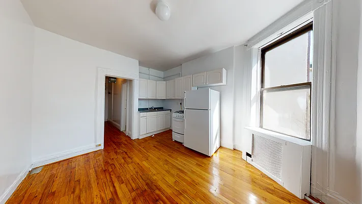 Rented by Bond New York | media 3