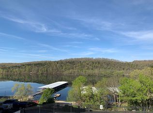 150 Sunken Forest Dr BUILDING 195, Forsyth, MO 65653