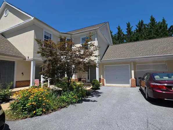 9226 James Howard Ln #9226, Baltimore, MD 21208