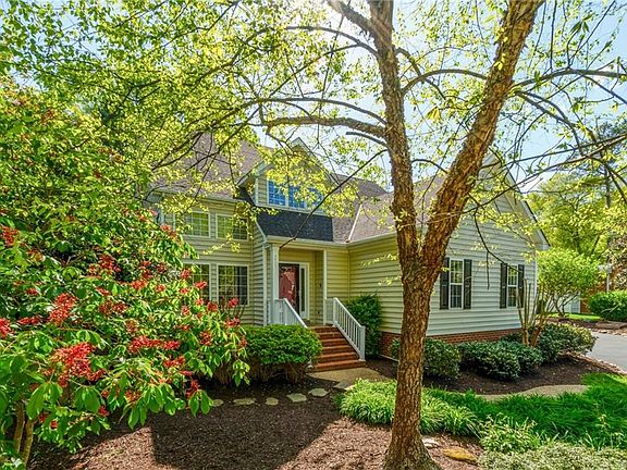 3rd image of 5507 Devonshire Ct