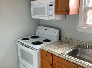 13 Virginia Ave APT 3R, Poughkeepsie, NY 12601