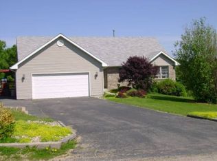 5032 E Walden Rd, Byron, IL 61010