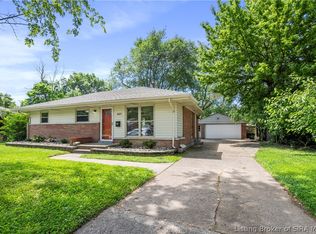 827 Marigold Dr, Jeffersonville, IN 47130