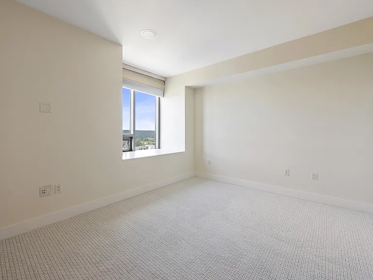 650 Bellevue Way NE #4006 — Photo 7