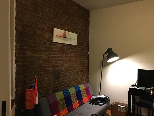 Rented by Chartwell Manhattan Realty | media 2