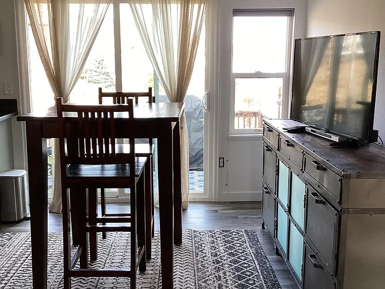 5332 W Crestview Ln — Photo 10