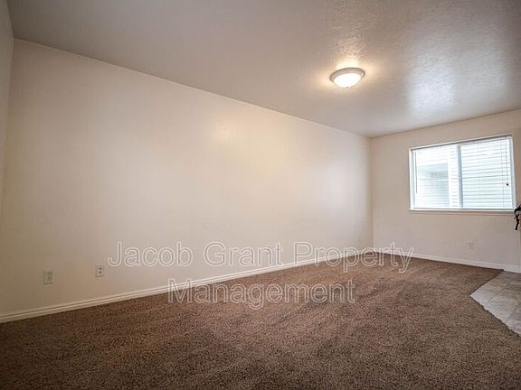 2nd image of 3560 Deloy Dr APT 1