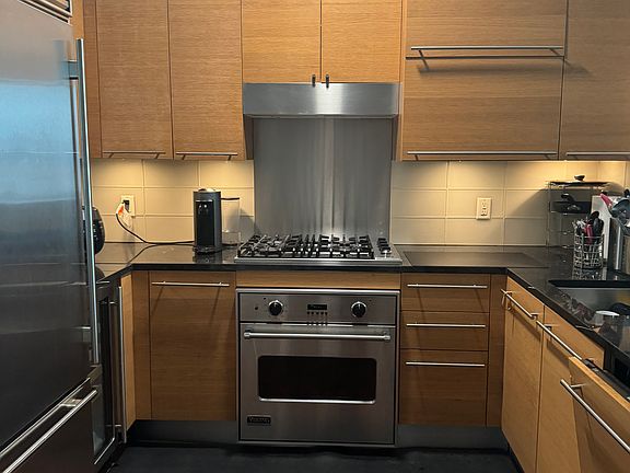 4th image of 10 W End Ave APT 12C