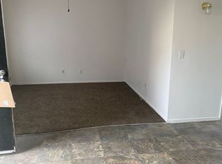 1125 W 7th St, Hanford, CA 93230