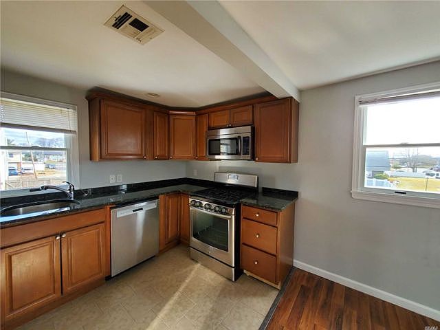 2nd image of 268 Wyona Ave