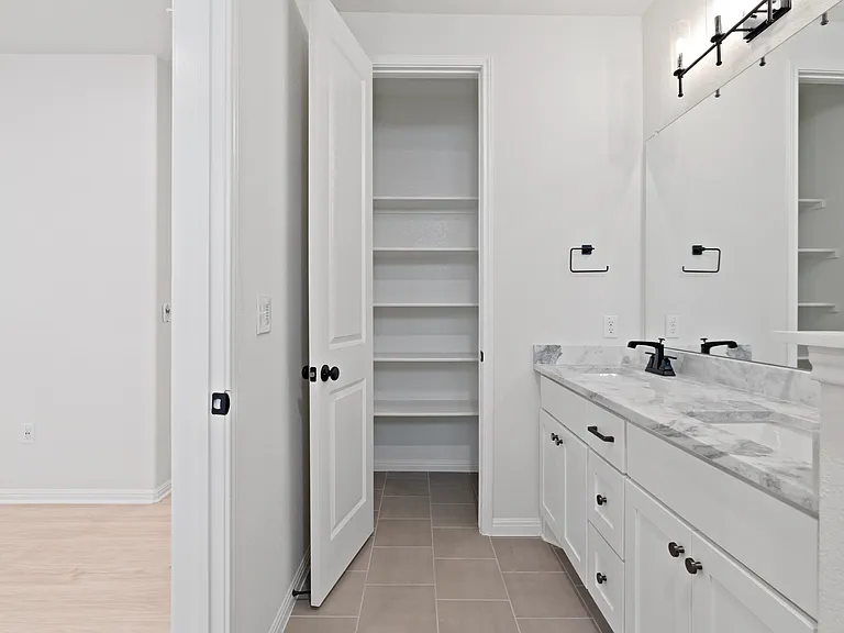 1612 Kit Cir — Photo 25