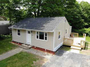 1527 Pleasant St, Athol, MA 01331