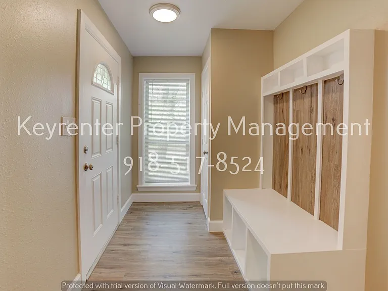 11621 N 103rd East Ave — Photo 2