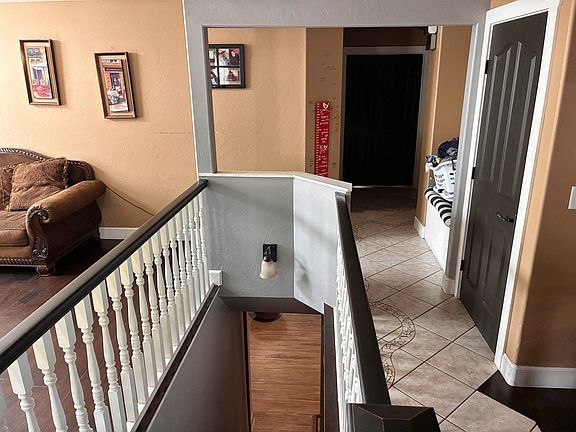 5th image of 4755 Heidi Ct