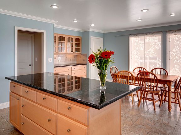 5th image of 9335 Mercerwood Dr