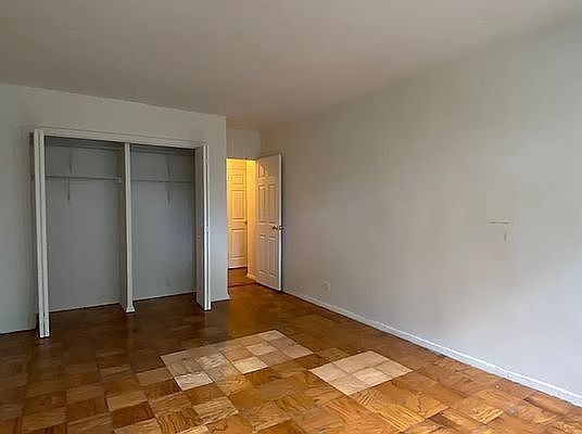 5th image of 300 W 55th St APT 8M