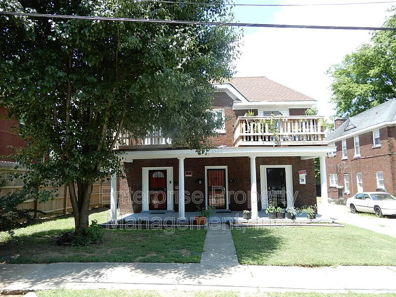 2360 Forest Ave #4