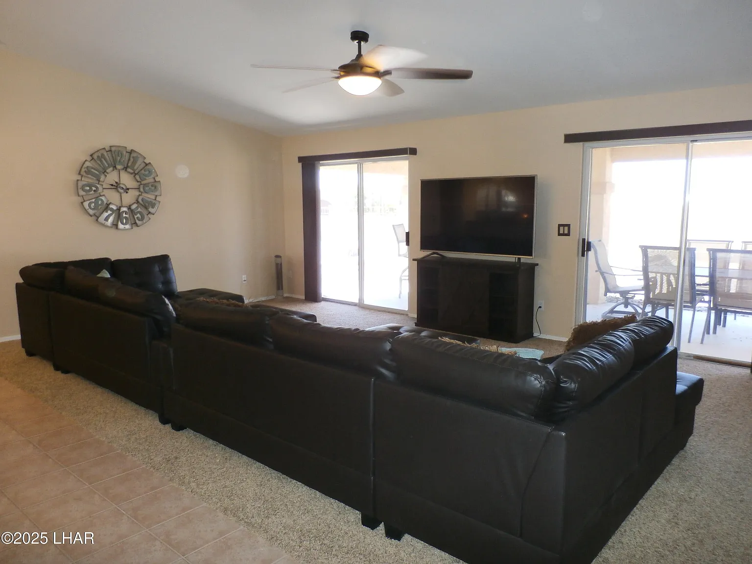 3 bed, 2.0 bath, 1829 sqft, $2,600 — Photo 3