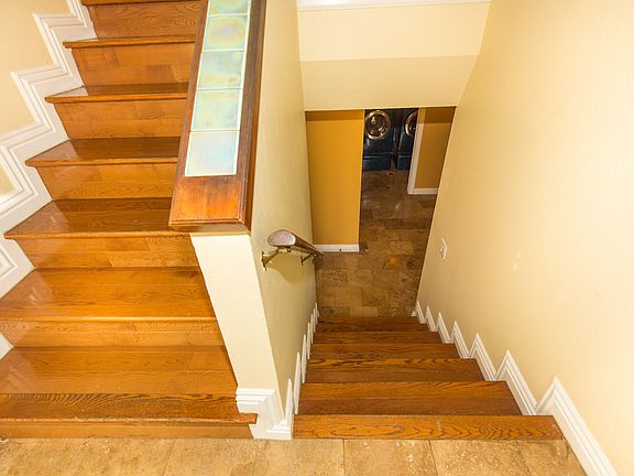 5th image of 1248 E Elmwood Ave