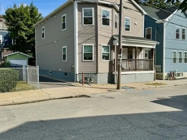 345 Willard Ave, Providence, RI 02907