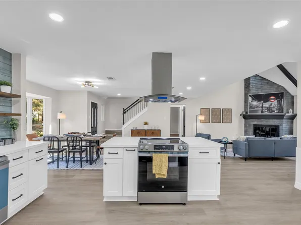 18102 Vintage Wood Ln, Spring, TX 77379