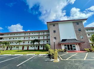 4140 NW 44th Ave #211, Lauderdale Lakes, FL 33319