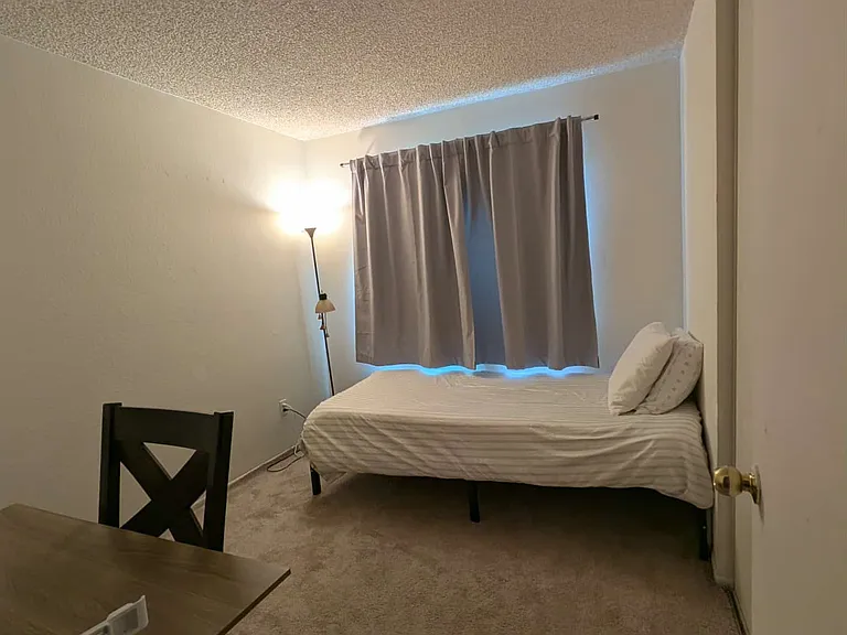 6850 Windward St — Photo 3