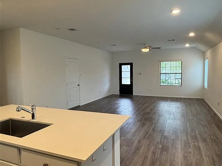 4314 Liberty Ranch Way — Photo 3