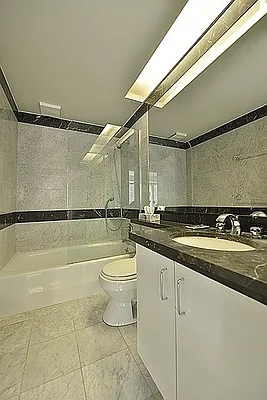 Sold by Domus Realty | media 9