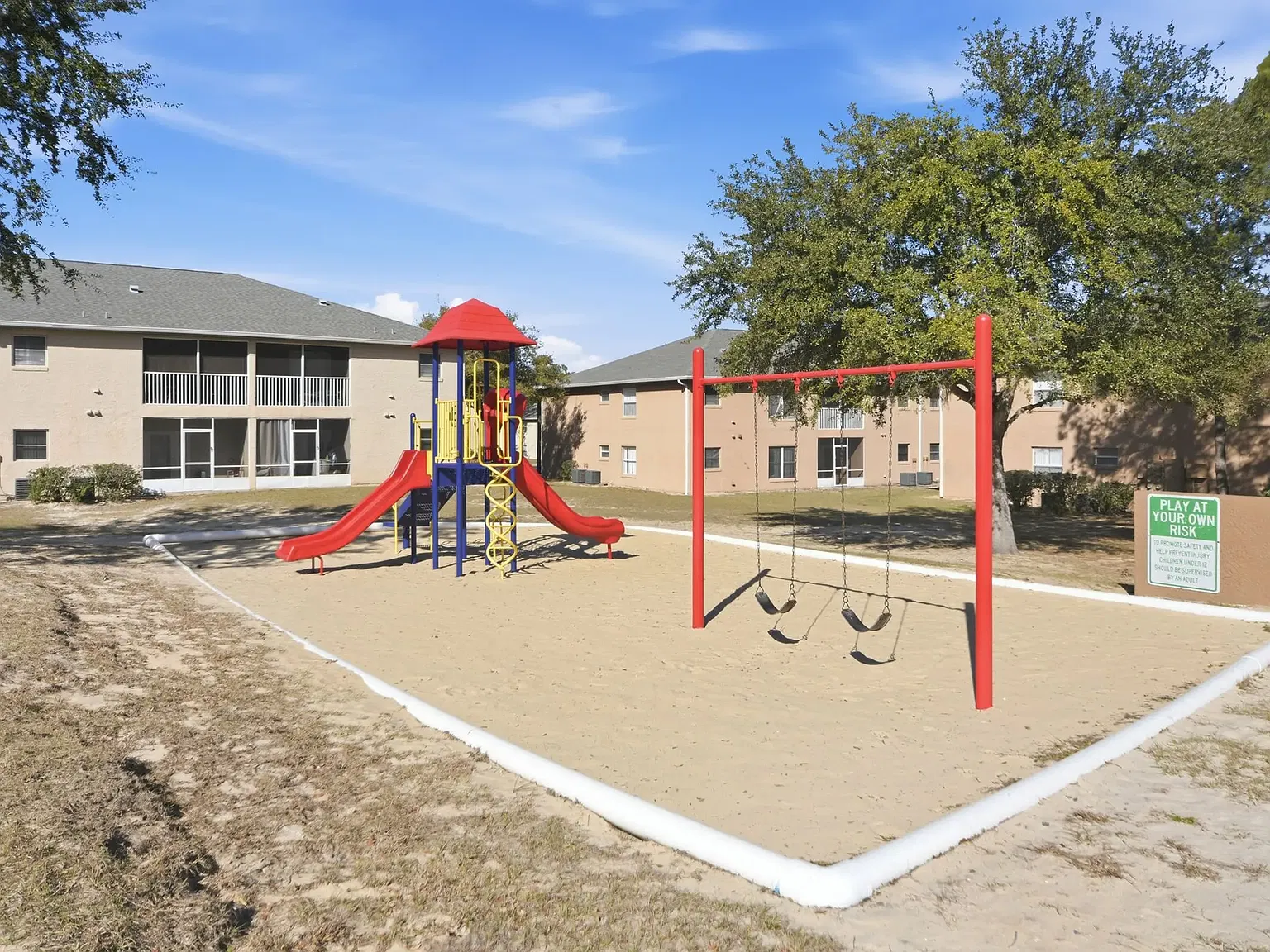Silver Hills Apartments — Photo 4
