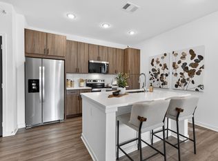 Switch Luxury Apartments, Colorado Springs, CO 80921