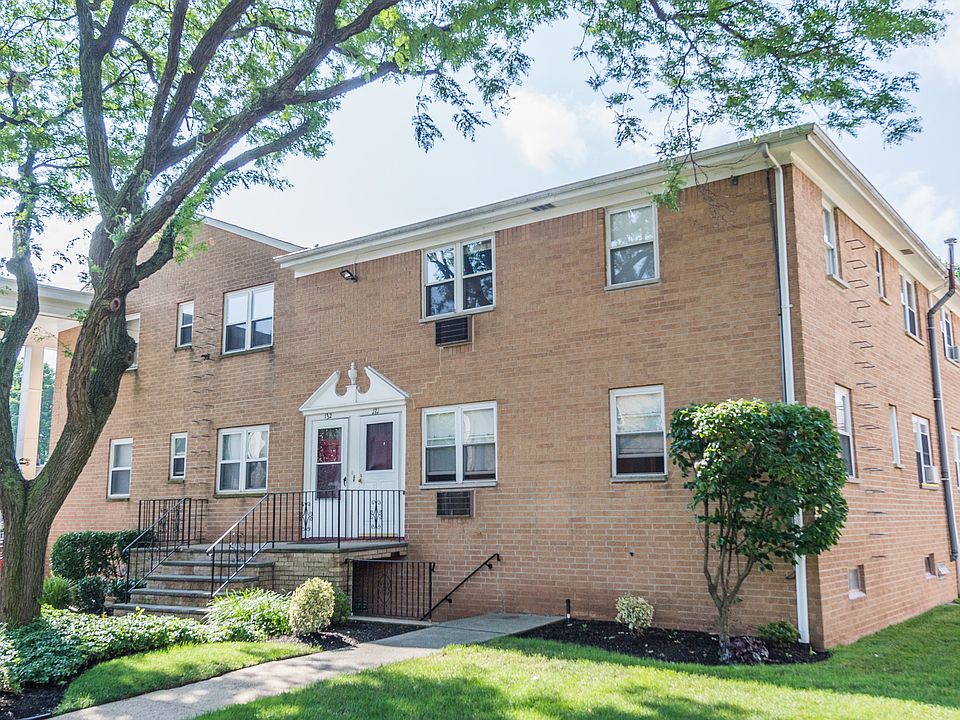 1st image of 725 Joralemon St Unit 131